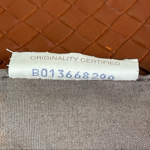 Bottega Veneta Intrecciato Nappa iPad Case - Picture 13 of 15